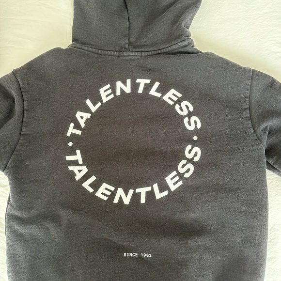 Talentless hoodie - Picture 2 of 6